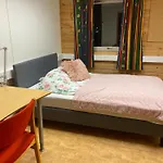 Gæstehus Sentrum Overnatting-kjollefjord