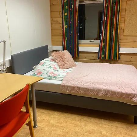 Pensjonat Sentrum Overnatting-kjollefjord