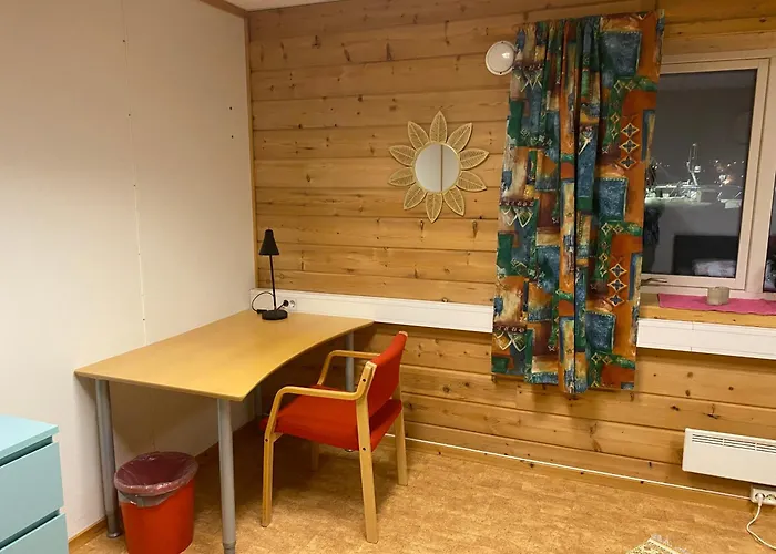 Gasthuis Sentrum Overnatting-kjollefjord *