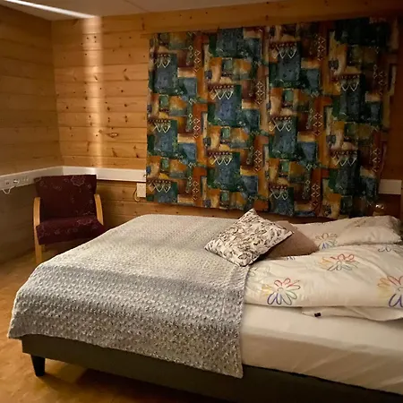 Maison d'hôtes Sentrum Overnatting-kjollefjord *